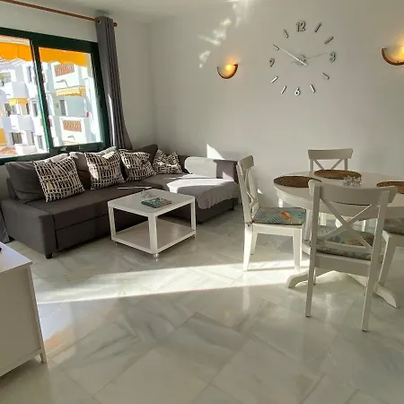 Lägenhet Seaview Torrequebrada Pueblo Benalmádena